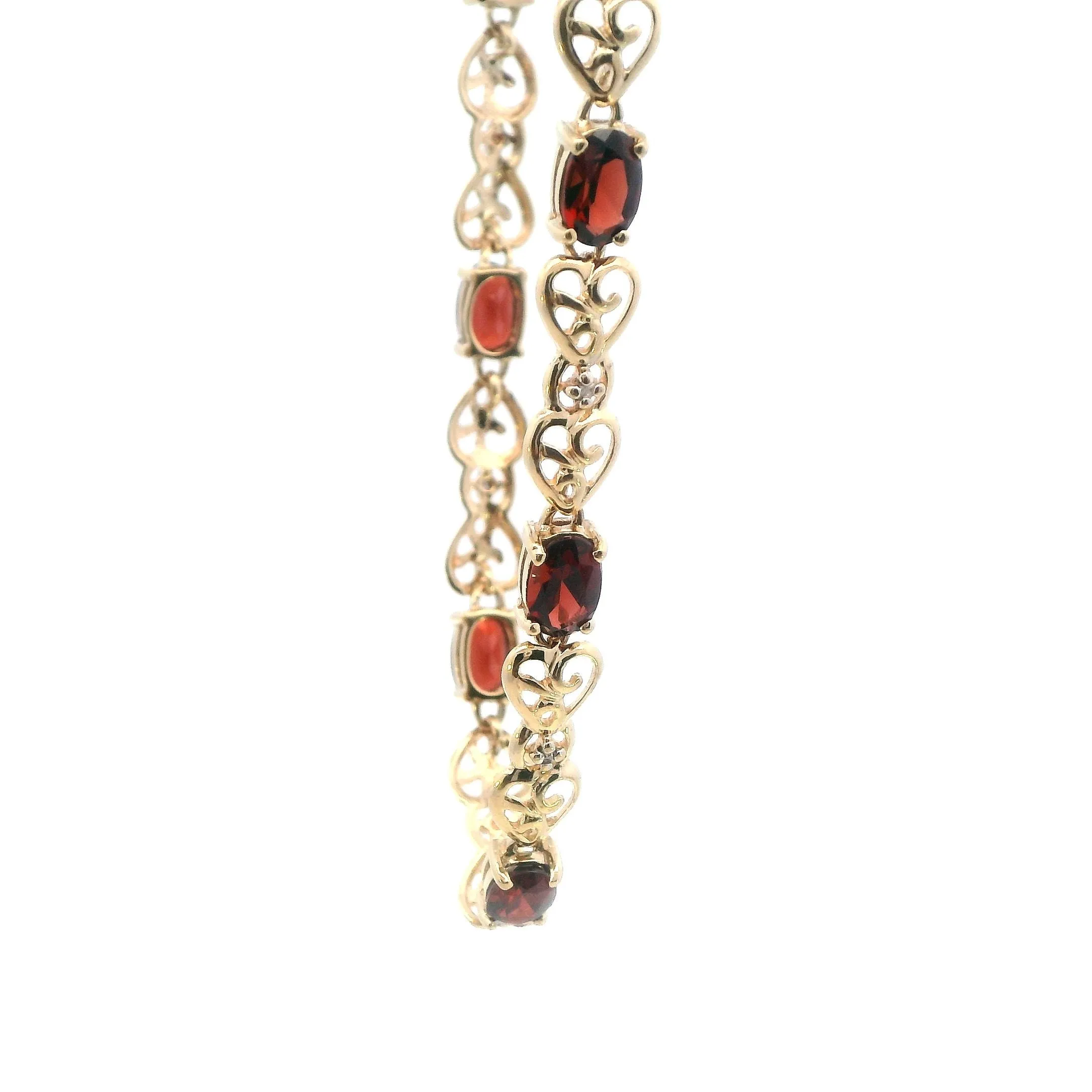 Elegant 9ct Yellow Gold and Garnet Bracelet - Timeless Elegance