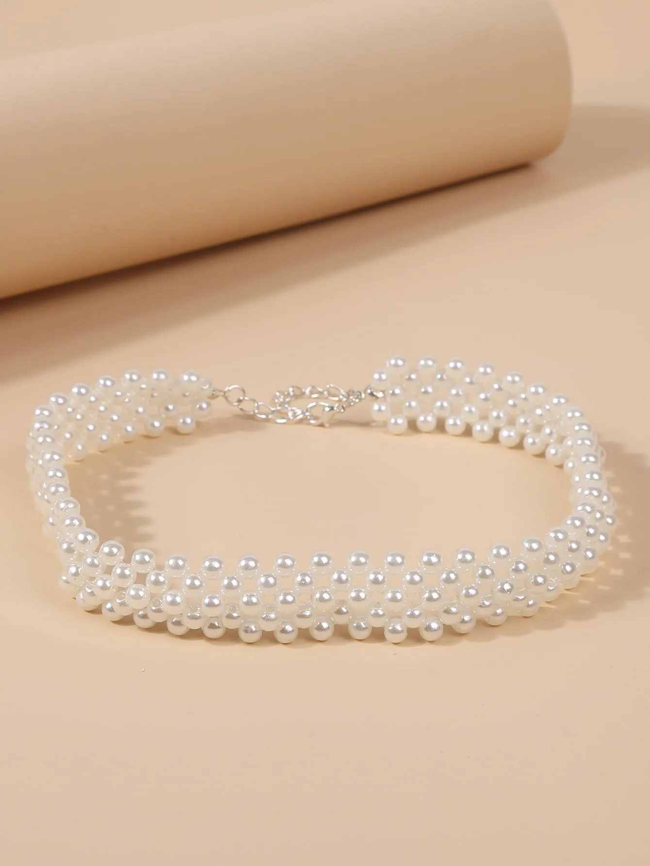 Elegant Faux Pearl Necklace Chocker for Women Novelty Necklace Creative Necklace