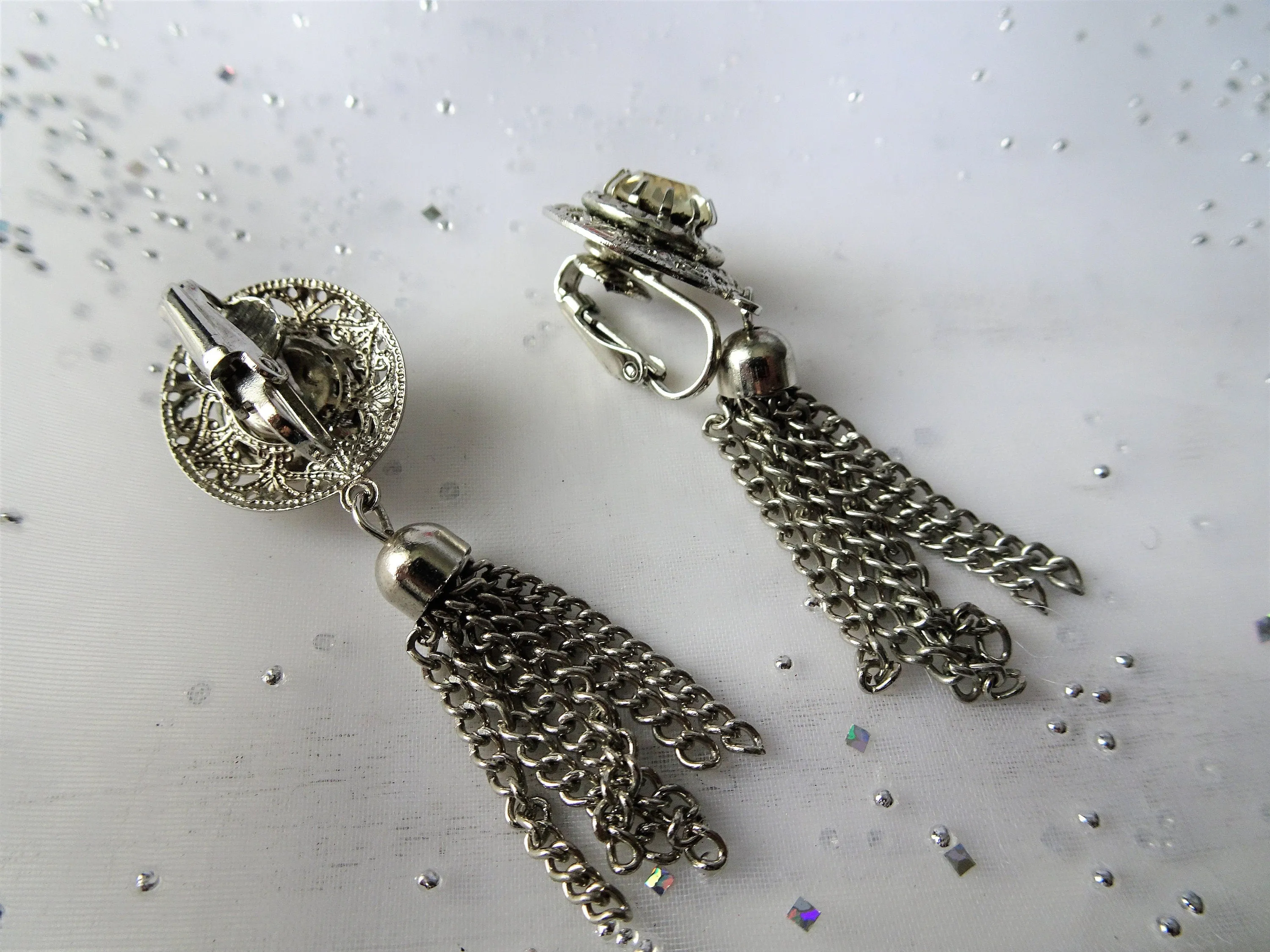 GLAMOROUS Vintage Art Deco Style Earrings,Brilliant Glass Drop Earrings,Silver Tassel Drops,Dangle Flapper Earrings,Collectible Jewelry