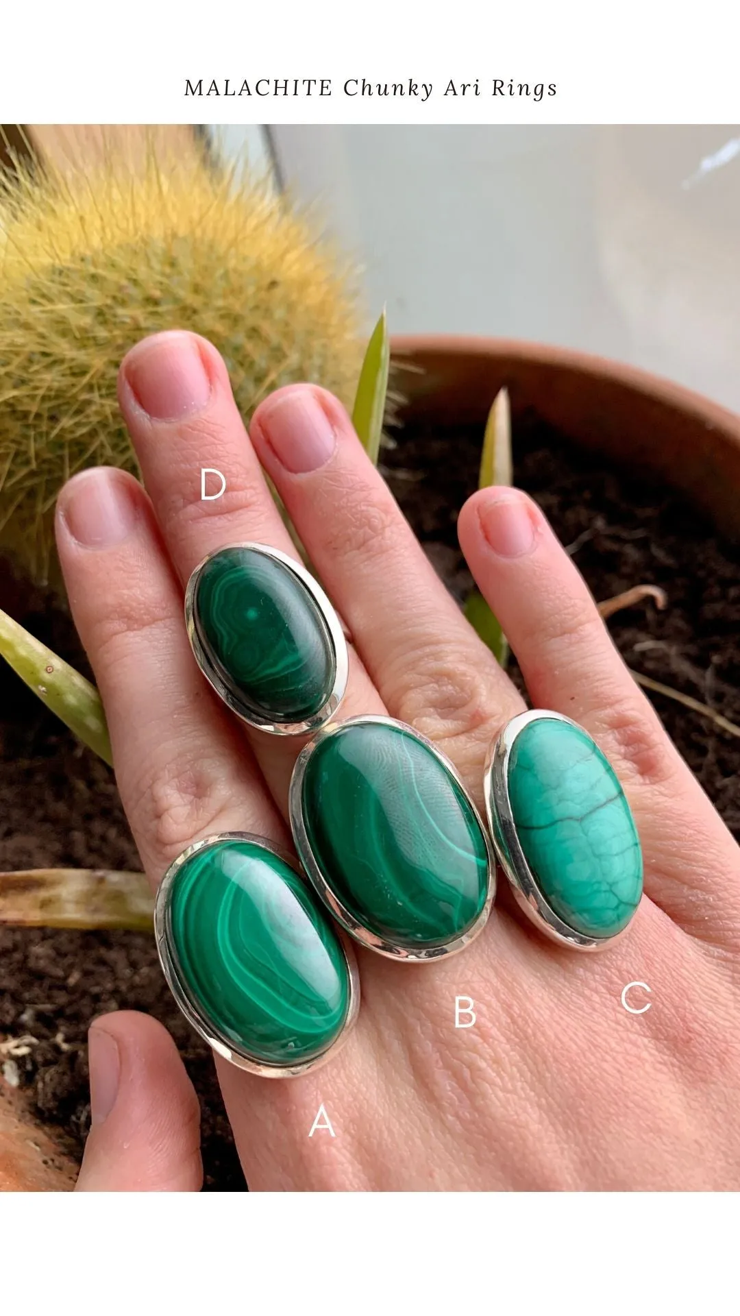 Malachite Chunky Ari Ring - Oval (US 7)