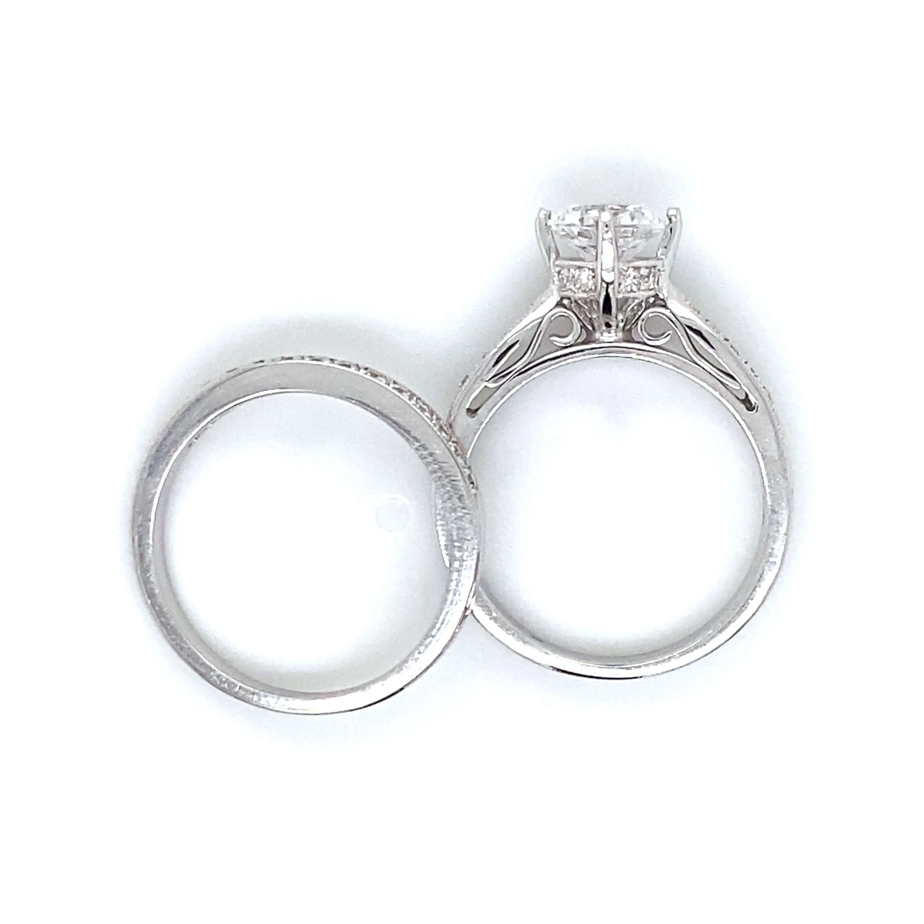 Pave Tapered Shank Bridal Set in 18K White Gold