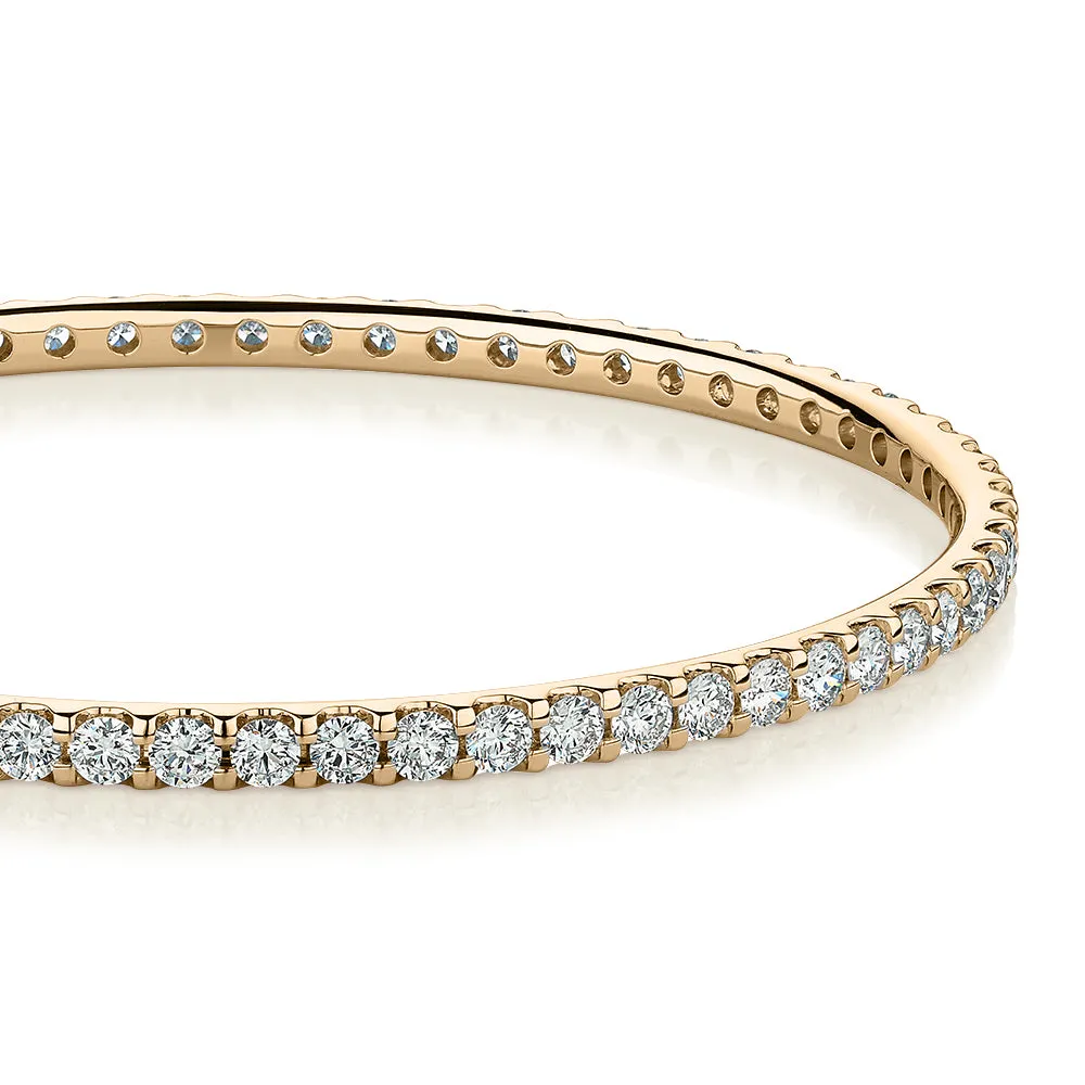 Premium Laboratory Created Diamond, 6 carat TW round brilliant bangle in 14 carat yellow gold