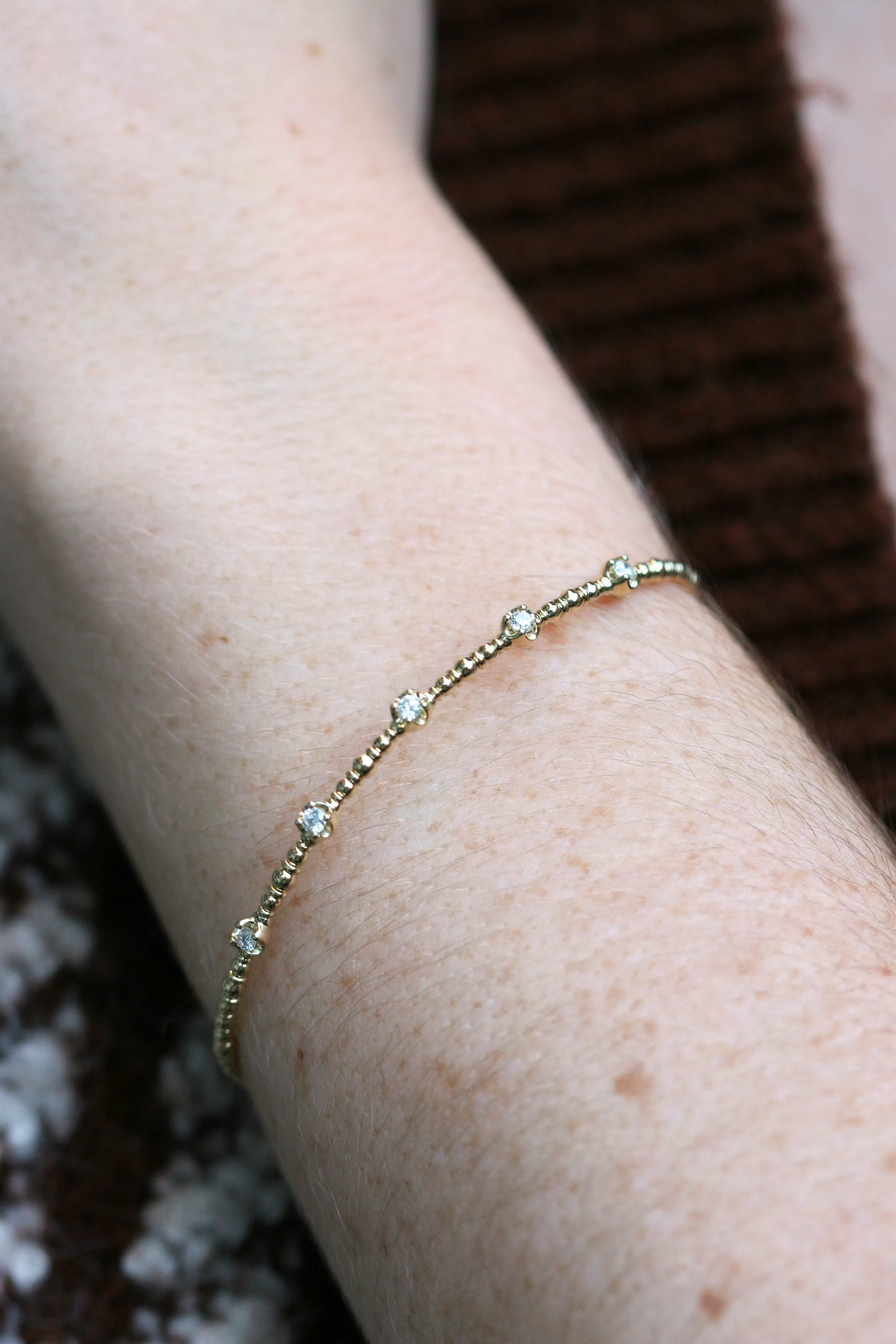 "Stelle" Yellow Gold Bangle