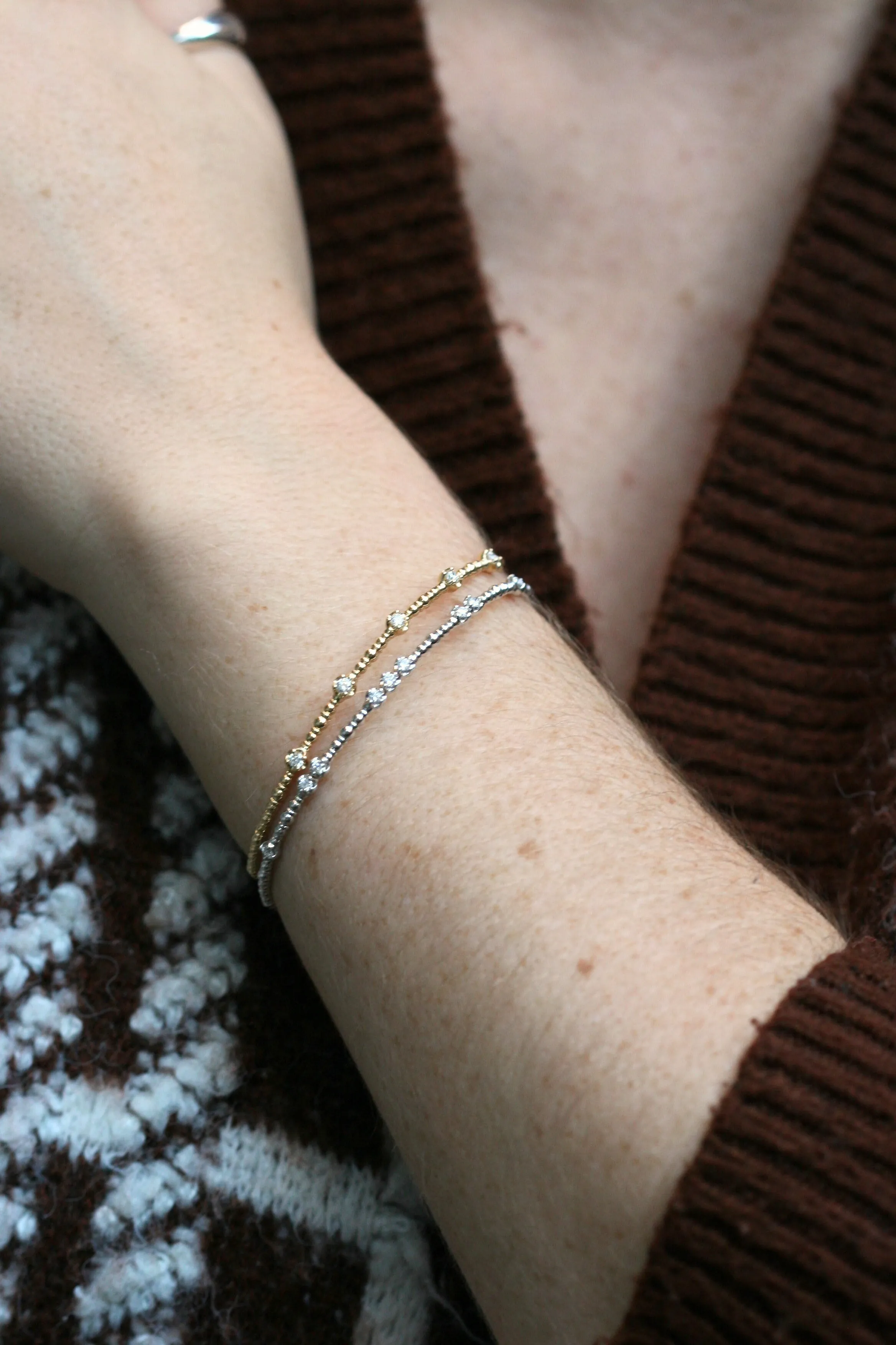 "Stelle" Yellow Gold Bangle