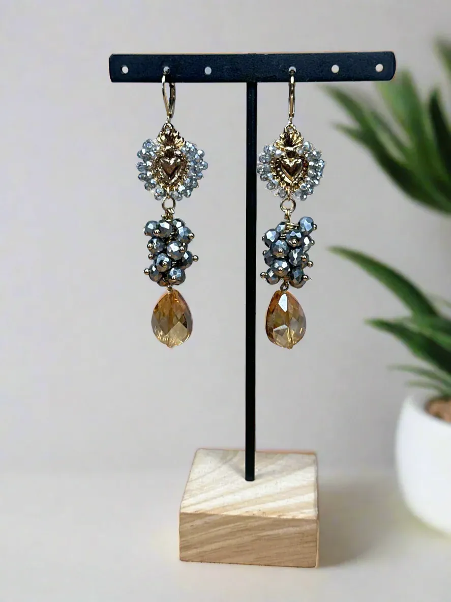 Sagrado corazón drop crystal earrings