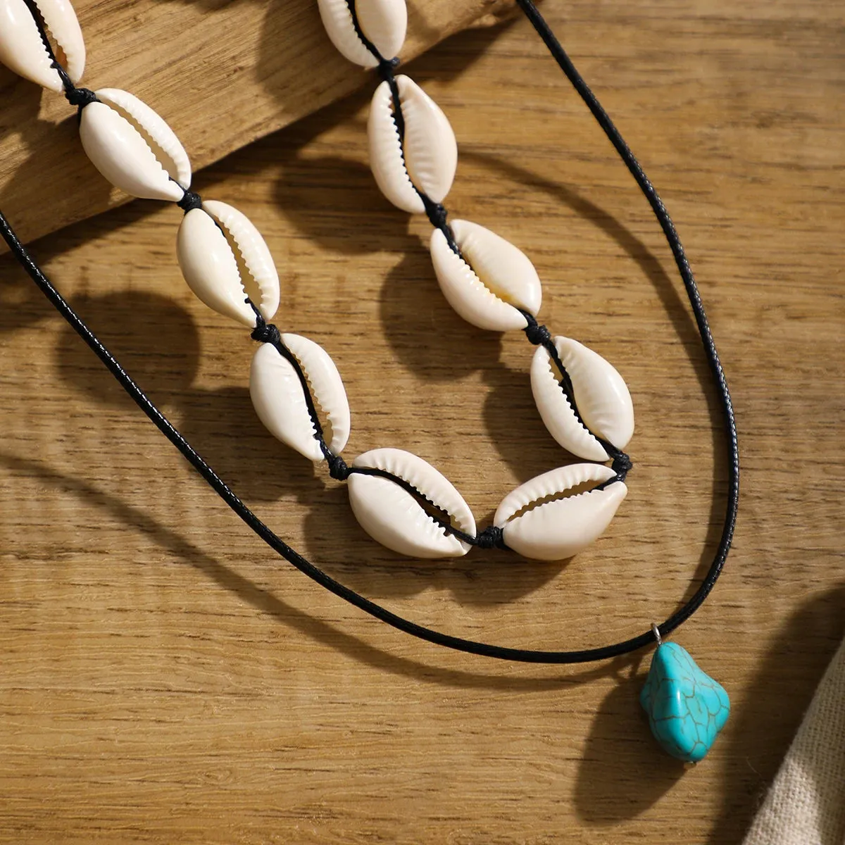 Summer Shell Choker With Stone Pendant Necklace