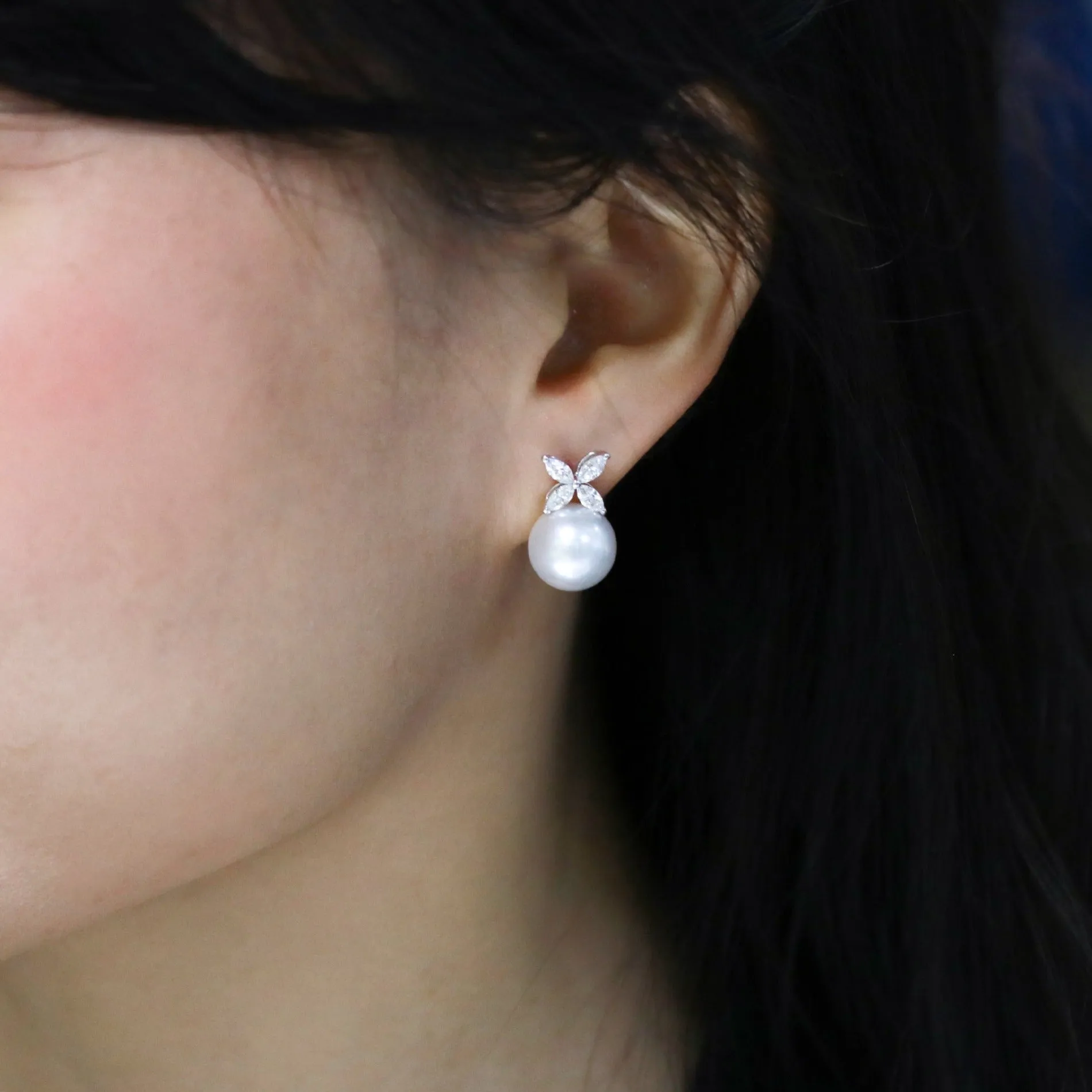 Twinkly Pearl Diamond Earrings